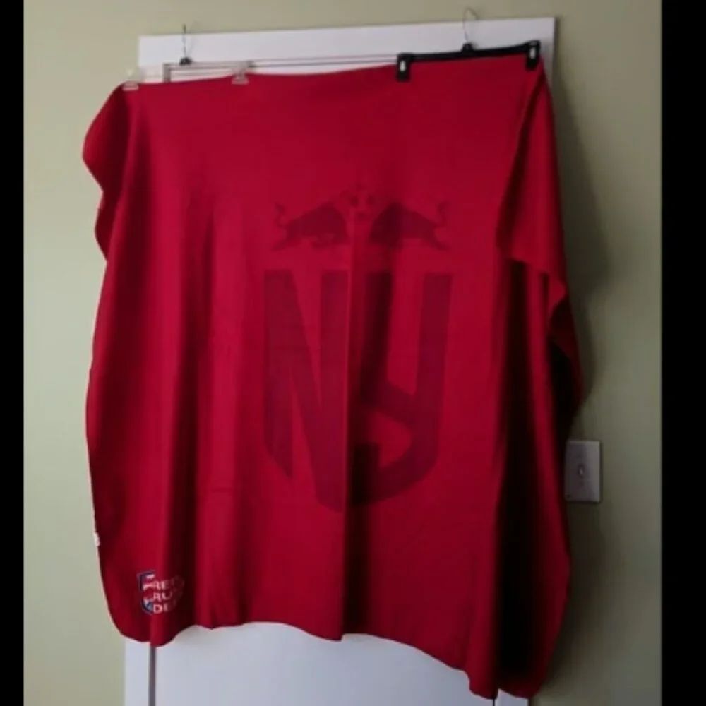 New York Red Bulls Blanket Exclusive 2022 Season Ticketholder Gift Brand New